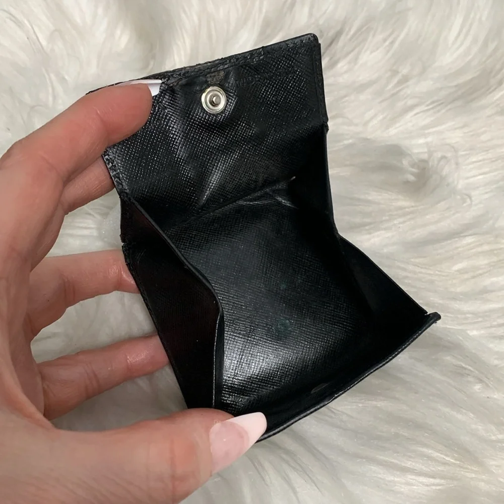 Authentic Prada vintage black leather coin pouch - Picture 9 of 17